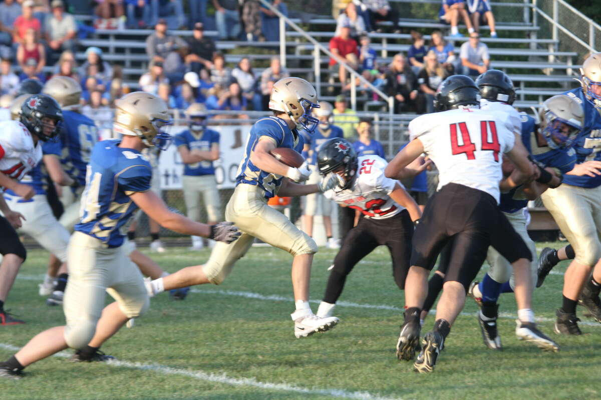 Onekama football downs Bear Lake