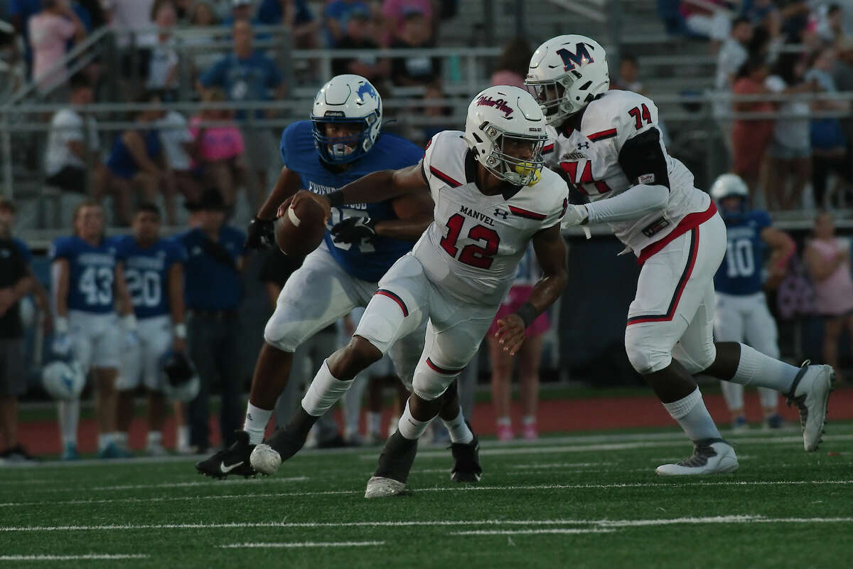 Manvel Mavericks bounce back against Friendswood Mustangs