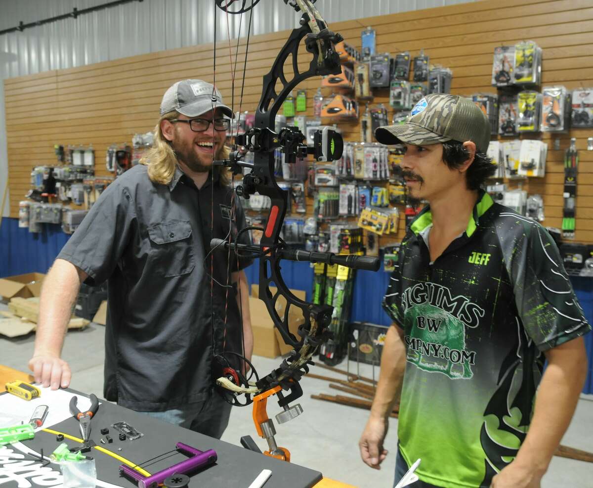 New Riverbend archery range drawing fans
