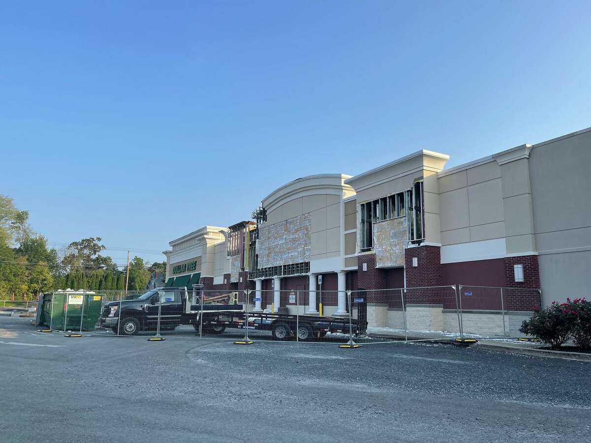 Glenmont Plaza as seen on Sept. 17, 2022. The storefront next to a future HomeGoods is being worked on, but it's unclear if HomeGoods is expanding into that space.