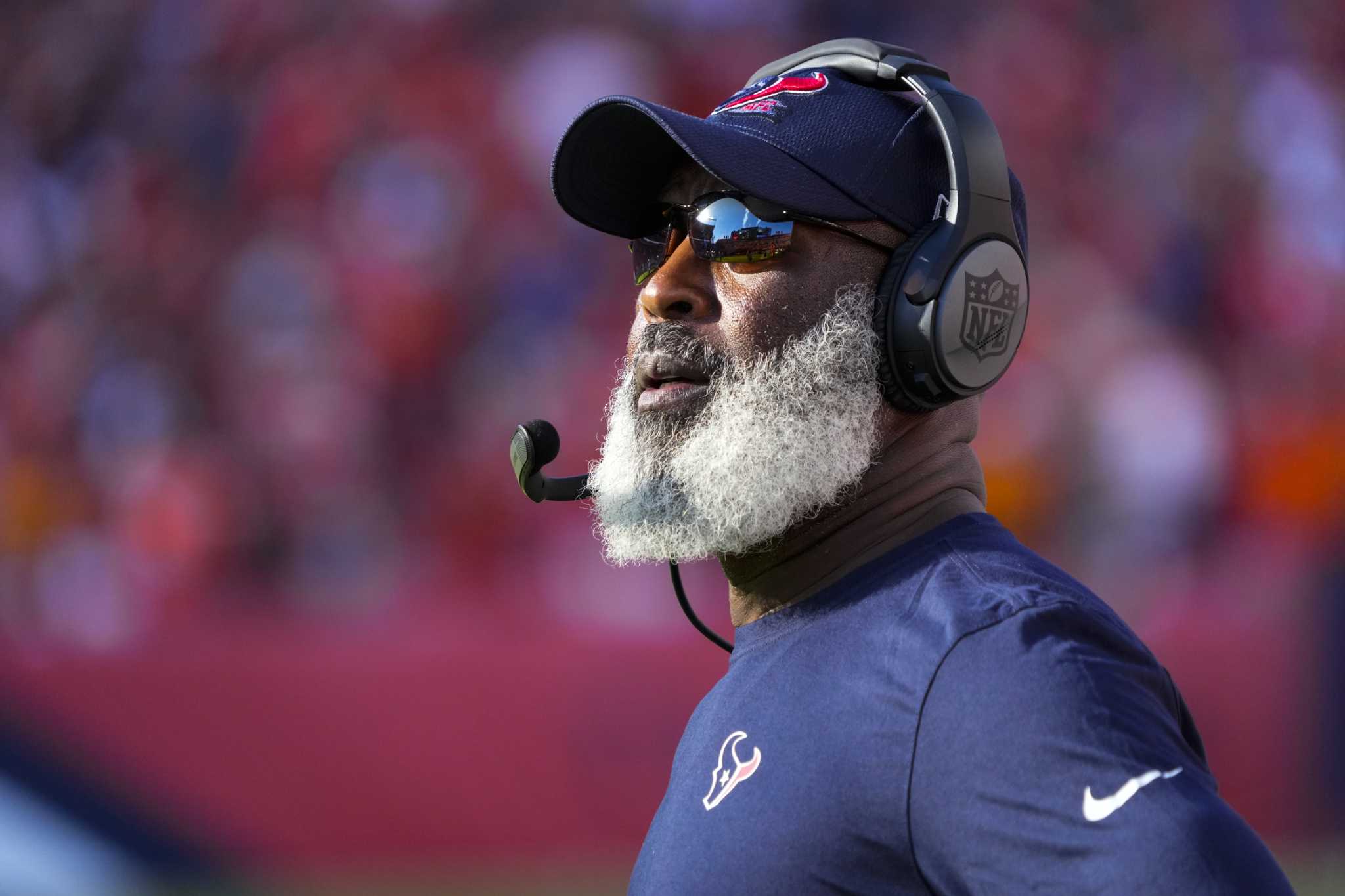 Lovie Smith back at Soldier Field with Texans facing Bears