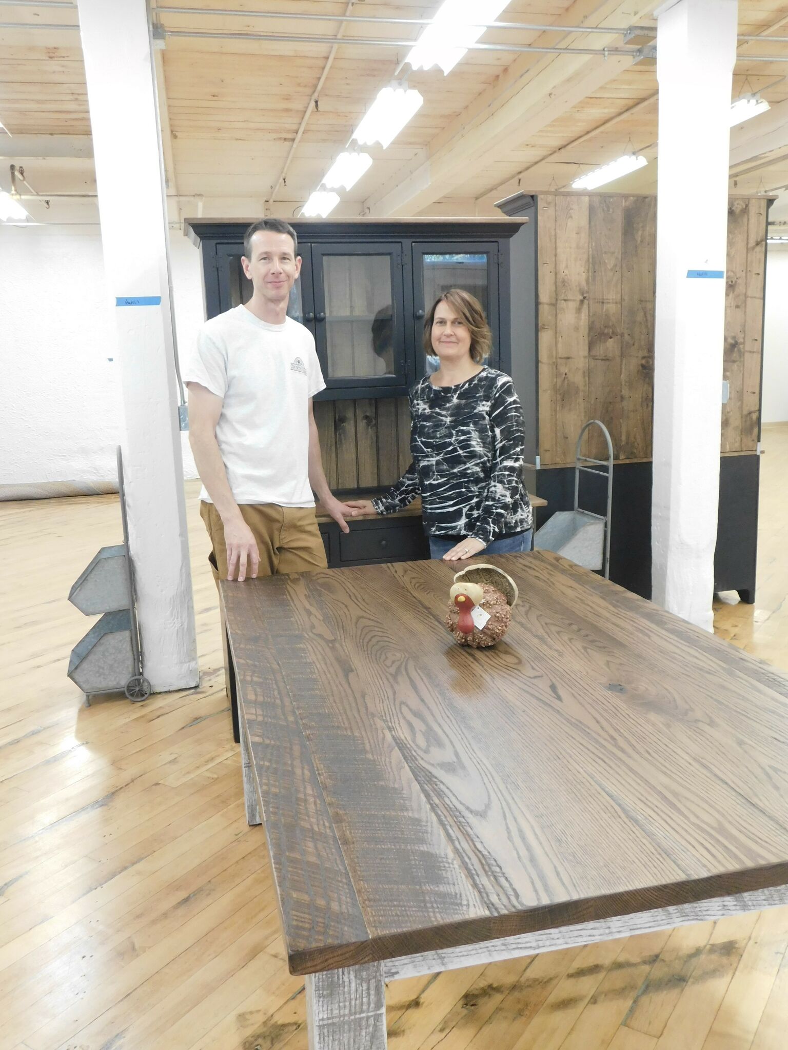 New Hartford welcomes furniture store from Collinsville