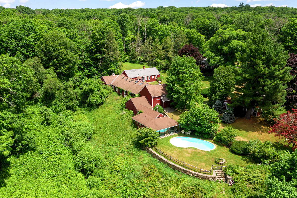 CT's Lost Acre Farm the highest Litchfield County listing at 16M