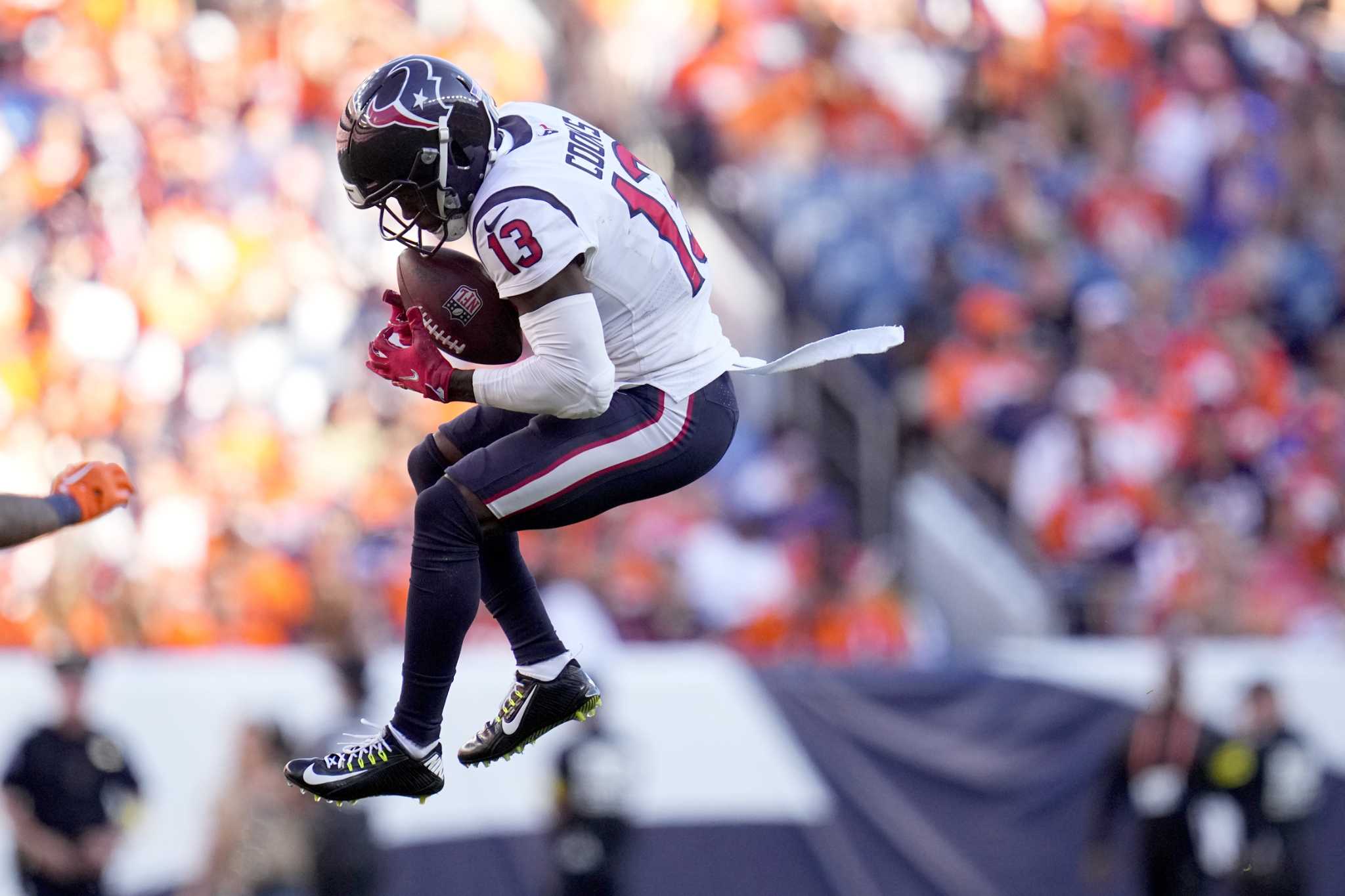 Houston Texans unable to finish strong again, lose to Broncos as Davis  Mills falters in fourth quarter