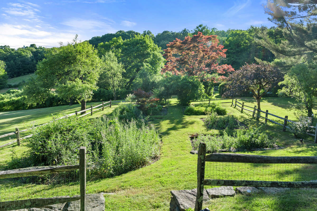 CT's Lost Acre Farm the highest Litchfield County listing at 16M