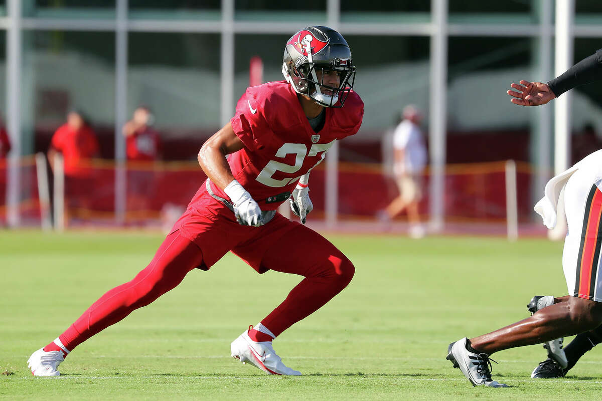 TAMPA, FL - AUGUST 06: Tampa Bay Buccaneers during the Tampa Bay Buccaneers  Training Camp on August 06, 2022 at the AdventHealth Training Center at One  Buccaneer Place in Tampa, Florida. (Photo