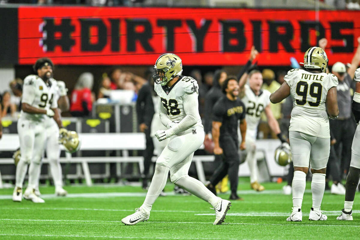 Atlanta Falcons safety Shawn Williams (36) works during the first half of  an NFL football game against the New Orleans Saints, Sunday, Jan. 9, 2022,  in Atlanta. The New Orleans Saints won