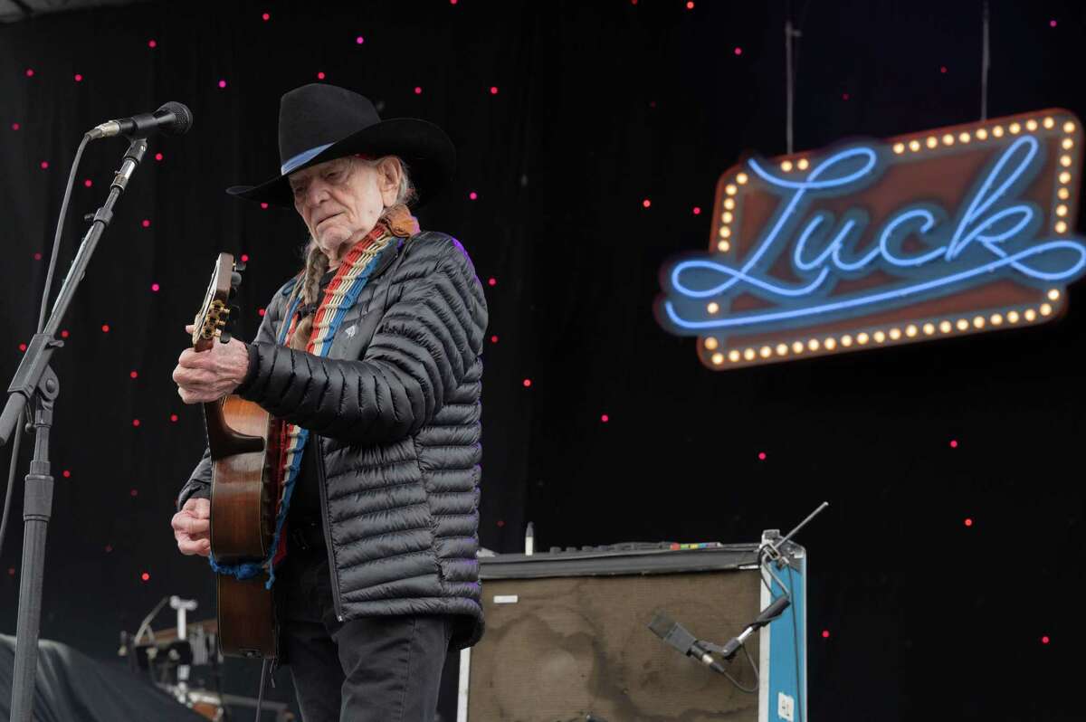 Willie Nelson, shown here in a 2018 performance, played a Beto O'Rourke rally on Sunday night.