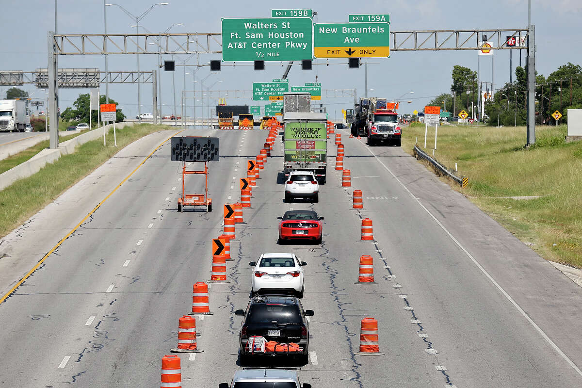 Interstate 35 at New Braunfels Avenue during a construction project in 2014. 