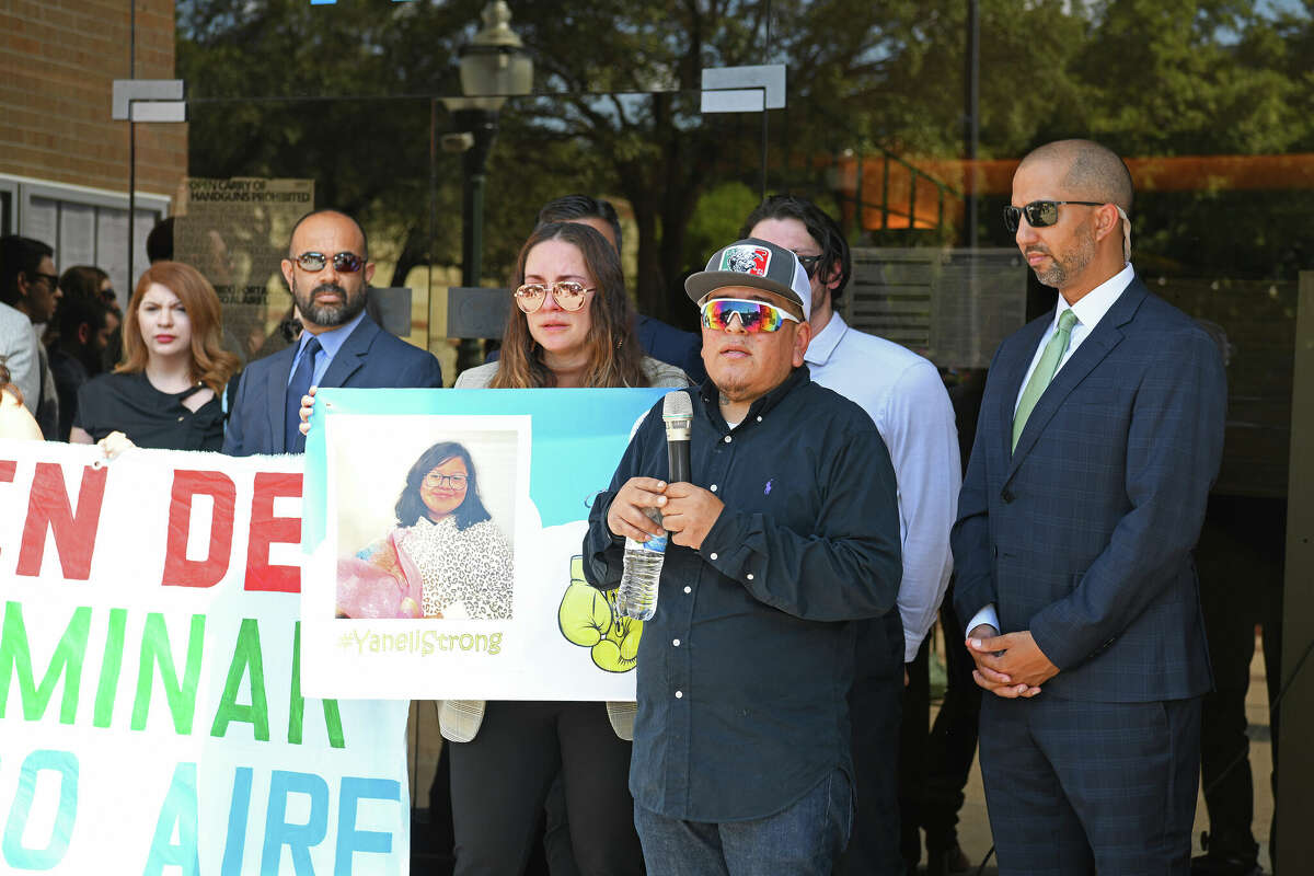 Cesar Ortiz shares the struggles his daugher, Yaneli Ortiz, faces after multiple surgeries on account of her cancer diagnosis during a press conference by the Clean Air Laredo Coalition at City Hall.