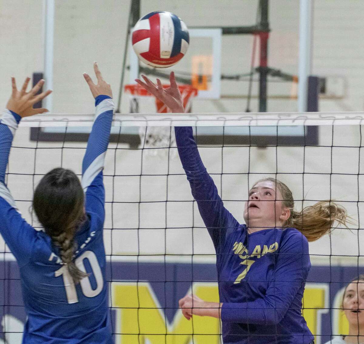 Midland High volleyball takes on Ft. Stockton