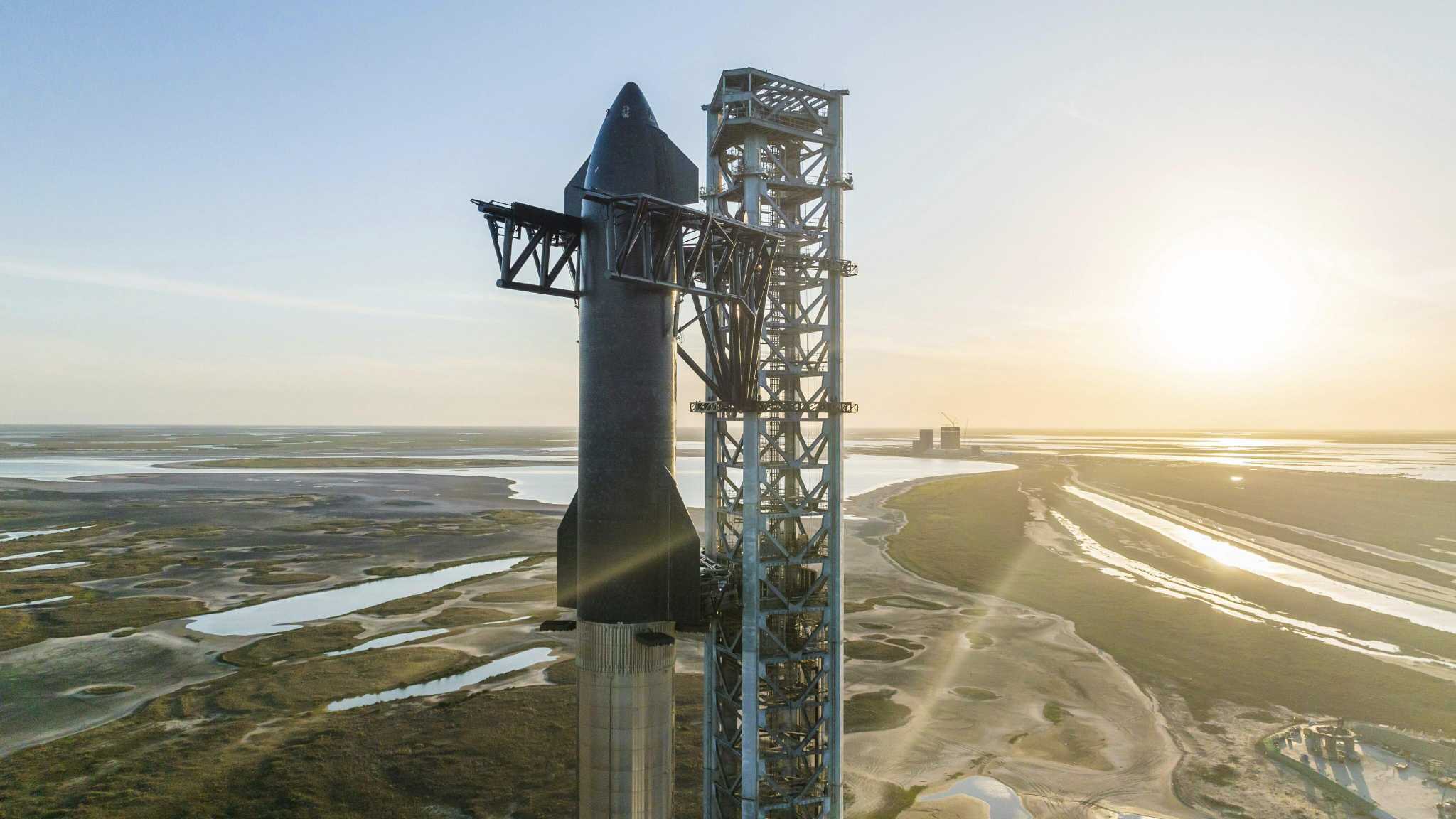 SpaceX, trying to get Starship into orbit, raising another 750M