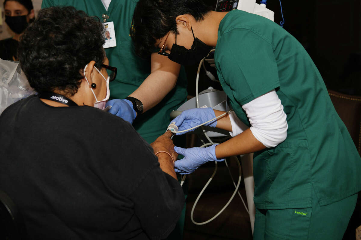 Laredo Medical Center Hosts Health Fair To Promote Preventative Health Care - Laredo Morning Times 2 Laredo Medical Center staff, TAMIU and LC nursing students gathered and hosted booths during the Healthy Connections Fair to promote healthy aging and practices on Tuesday, Sept. 20, 2022.