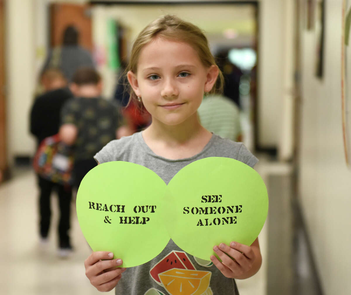 Stamford's Hart School students 'wear green' for Sandy Hook