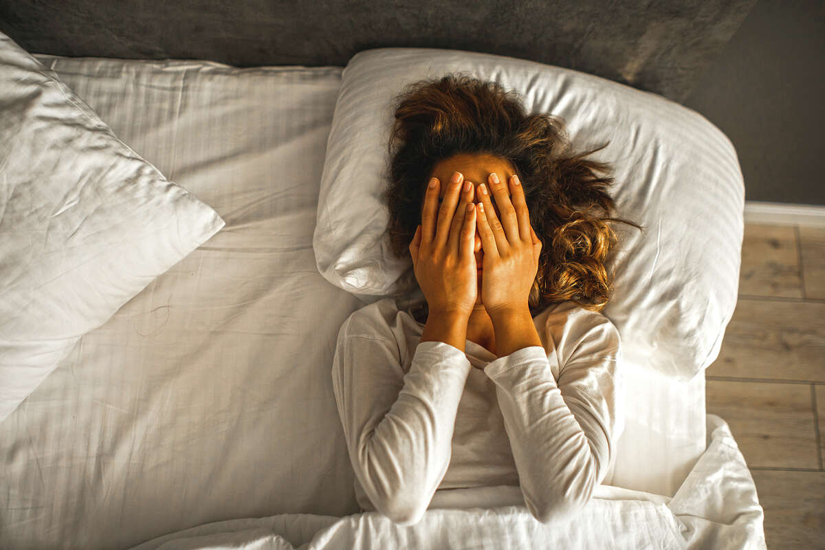 11 Soothing Pre-Sleep Habits That Set You Up for a Restful Night and  Productive Morning