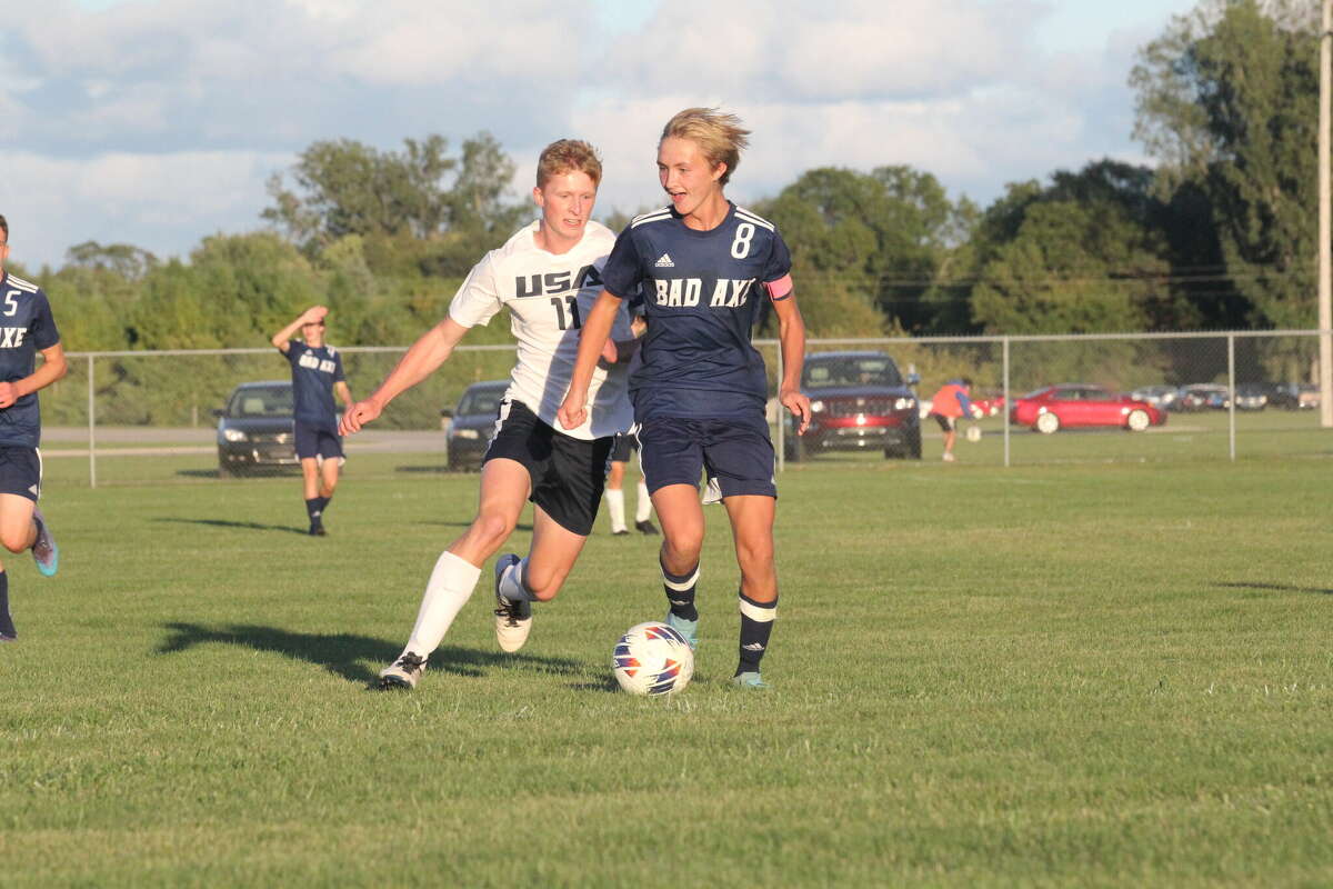 Bad Ax's Tate Gordon on the attack.