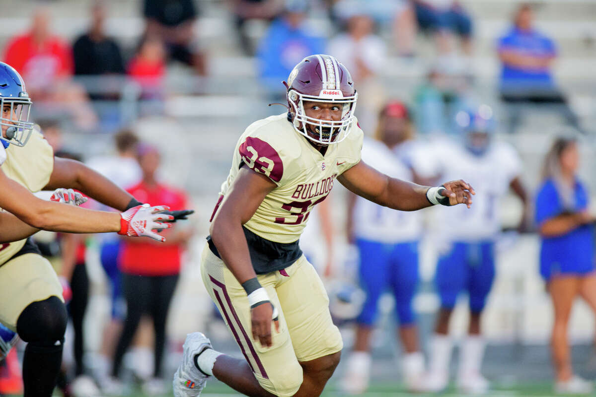 Summer Creek Bulldogs blow out Beaumont West Brook Bruins