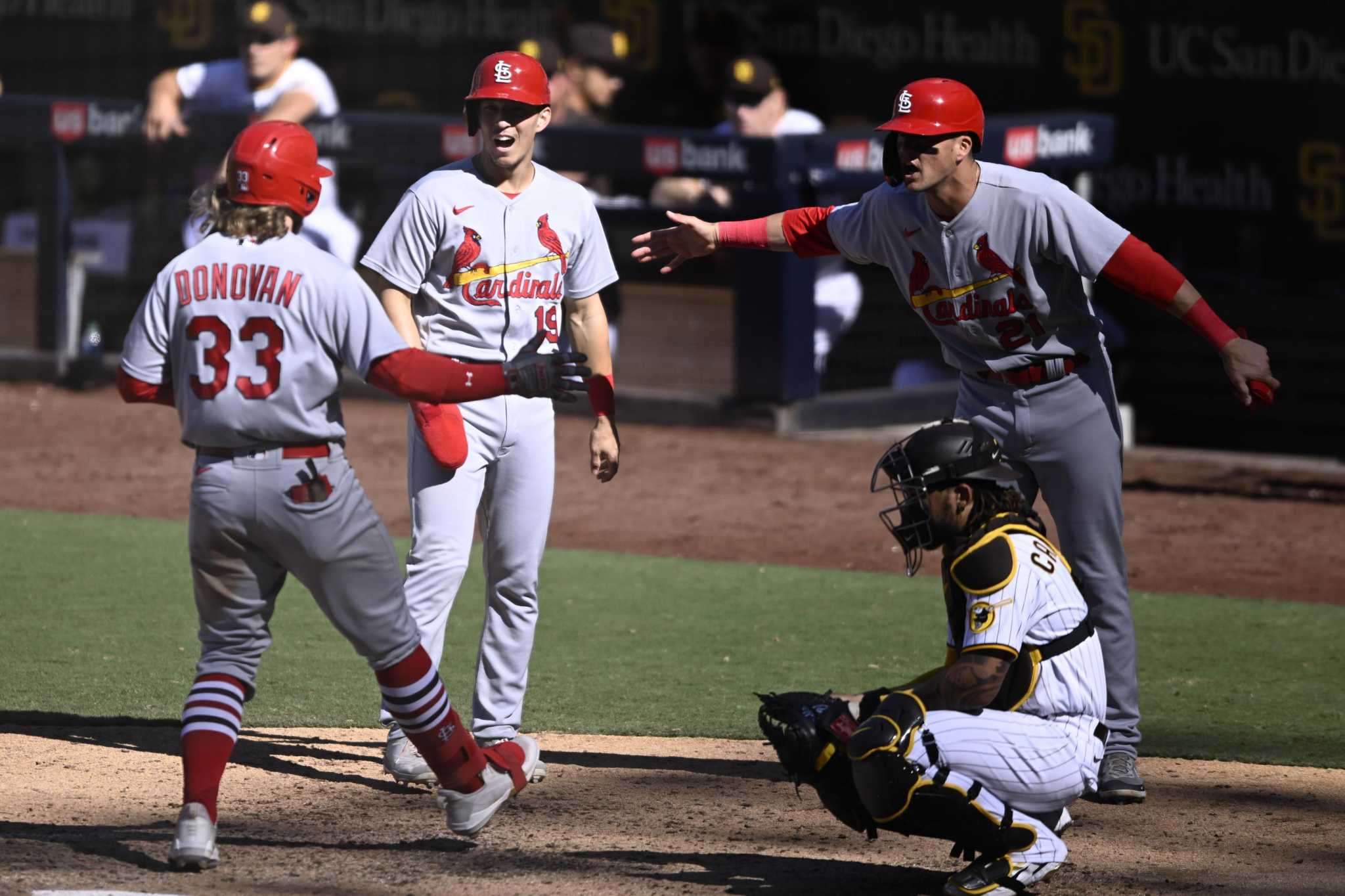 Pujols' sac fly in 10th lifts Cardinals over Padres