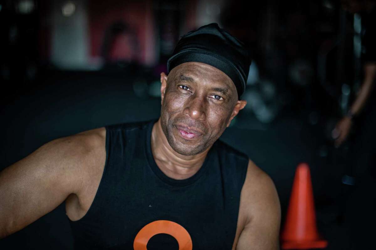 Anthony Frazier works in healthcare with veterans, and gained weight during the COVID-19 pandemic. A year ago, he weighed 230 lbs when his granddaughter was born, and he decided to start a fitness program to lose weight and become healthier. “I workout every day,” he said. “I want to live a nice, long life, and be able to enjoy my grand baby when she gets older.”