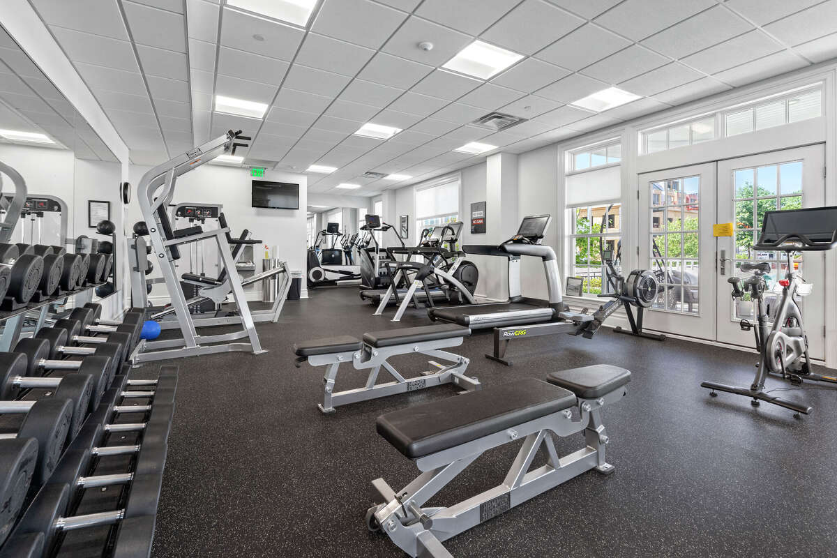 Guilford condo with Full Swing golf simulator listed for 3.5M