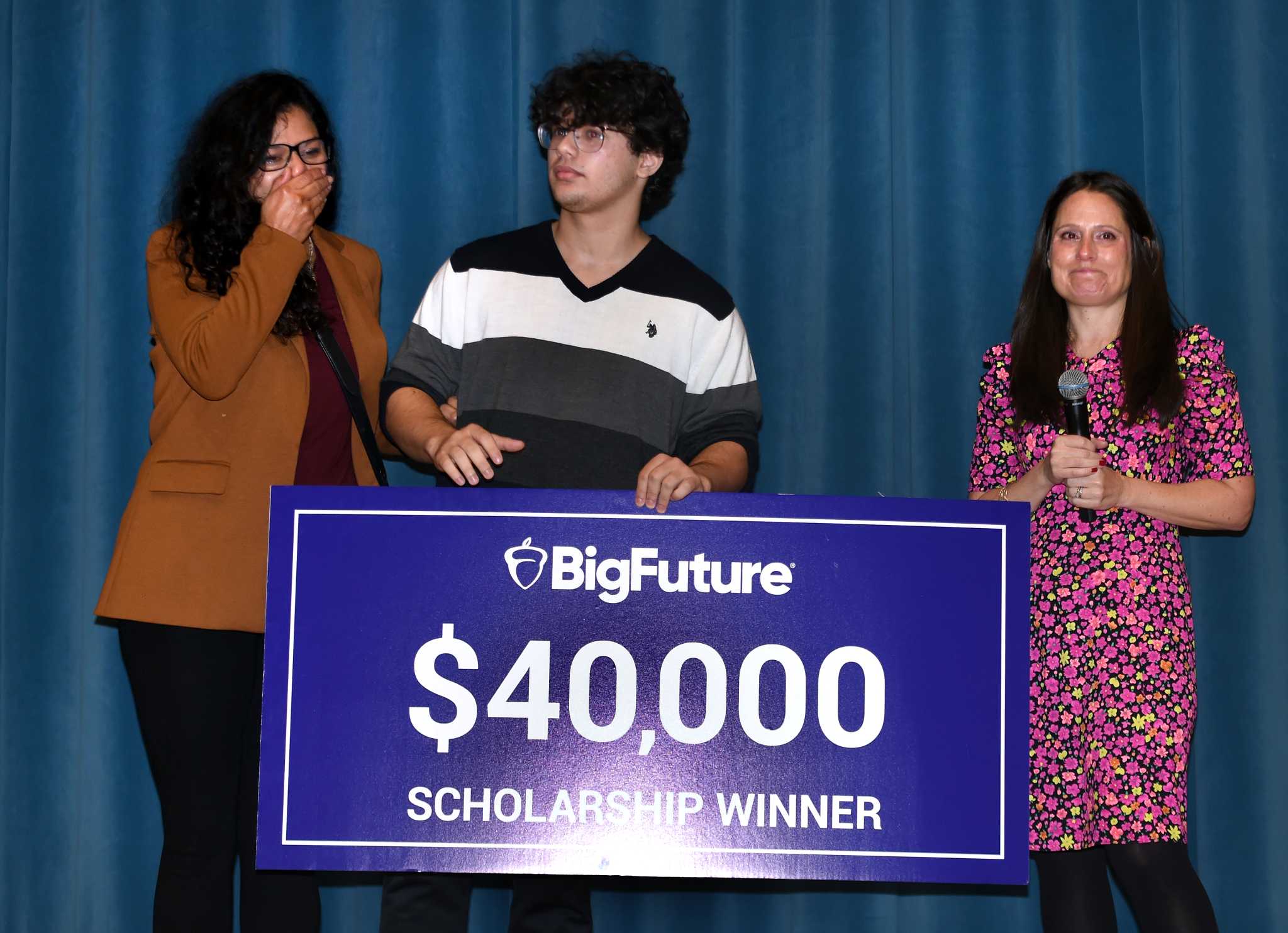 Announcing BigFuture Scholarships For Class Of 2024 And, 53 OFF