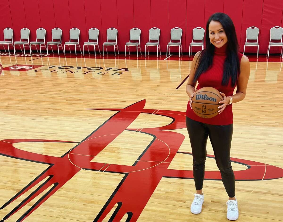 Vanessa Richardson will be the courtside reporter for Houston Rockets games televised on AT&T SportsNet Southwest for the 2022-23 season.