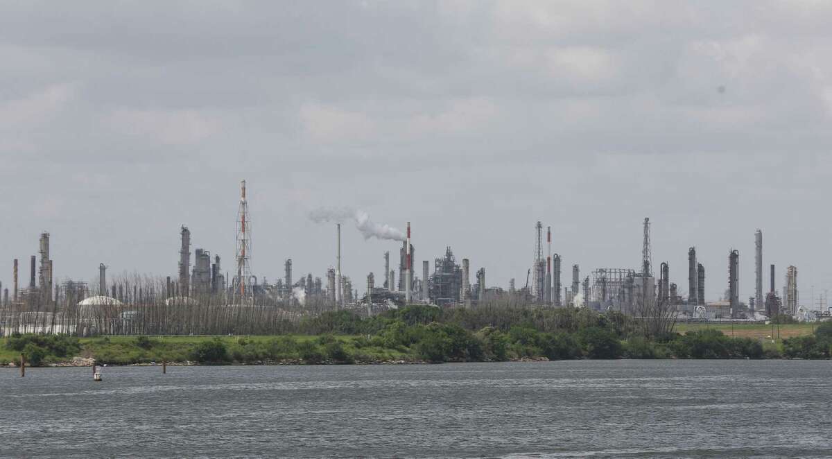 The Houston Ship Channel is lined by a nearly unbroken, 20-mile stretch of refineries, storage tanks and petrochemical plants. This concentration of polluting industry happens to sit next to some of the best geology for storing carbon dioxide underground: Formations beneath the Gulf of Mexico could hold more than 100 billion tons of CO2, according to one study.