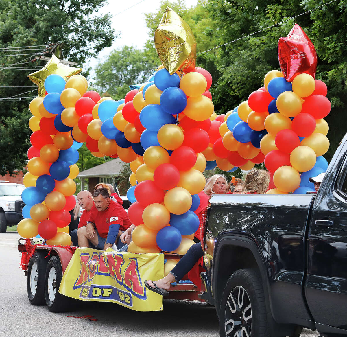 Roxana parade pulls crowds