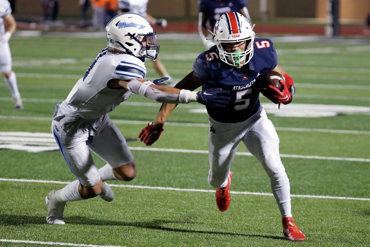 Atascocita Eagles earn shutout win over Kingwood Mustangs