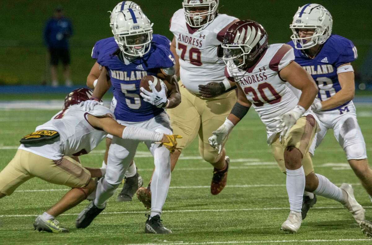 Scenes from the field: Midland High football vs. El Paso Andress