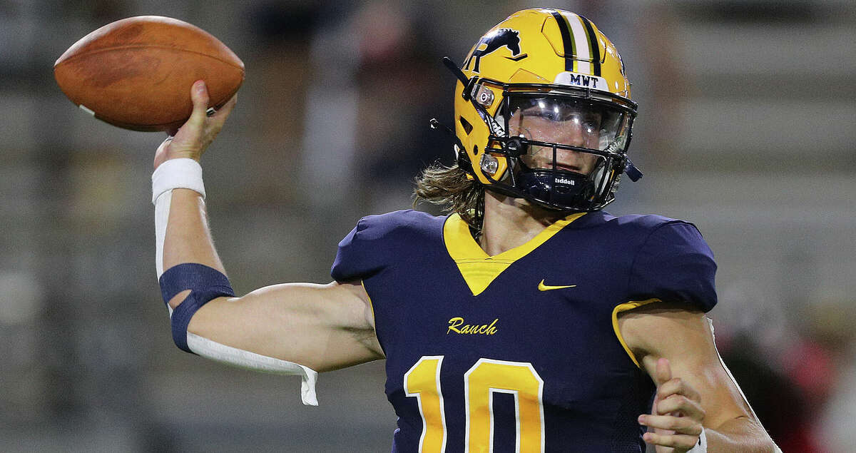 CYPRESS, TX - AUGUST 25: Cy-Ranch Blake Baker #10 throw3s a pass in the fourth quarter during a high school football game between Cy-Ranch and Tompkins on August 26, 2022 at Cy-Fair FCU Stadium in Houston, Texas. (Photo by Bob Levey/Contributor)