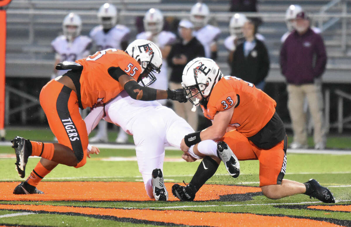 Edwardsville puts 70 on Belleville West in home rout