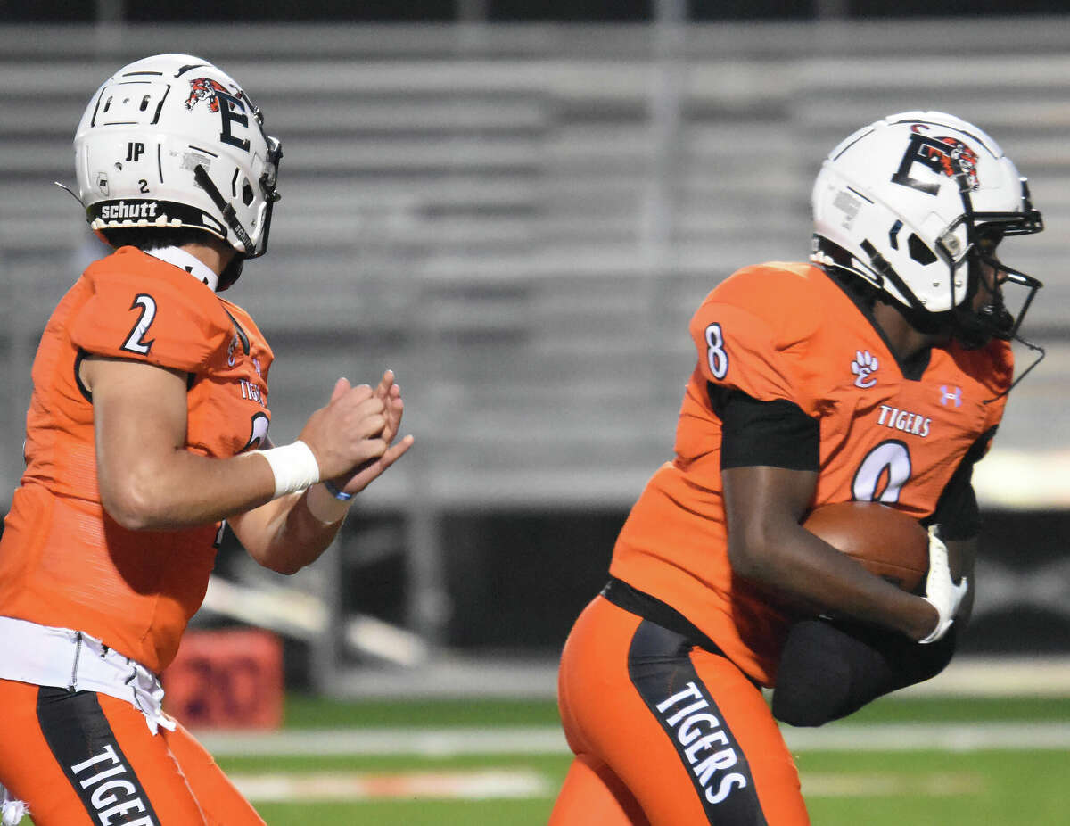 Edwardsville puts 70 on Belleville West in home rout