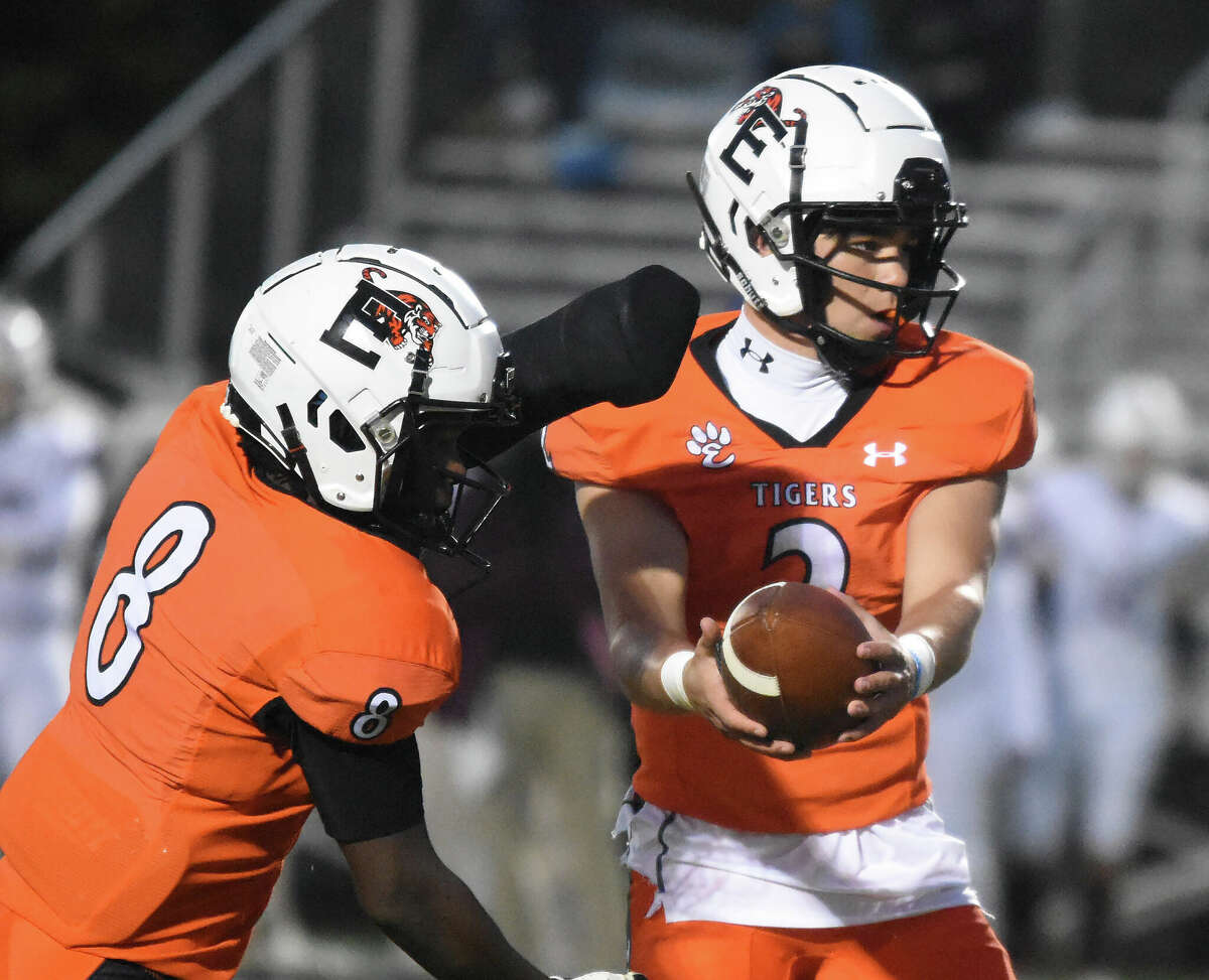 Edwardsville puts 70 on Belleville West in home rout