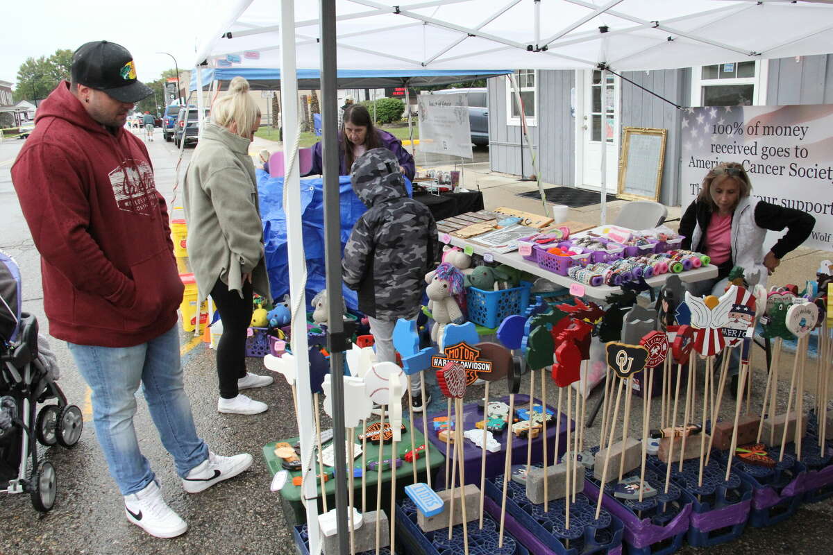 Crafts, food and entertainment were a staple at the Elkton Country Street Fair Saturday, Sept. 24.