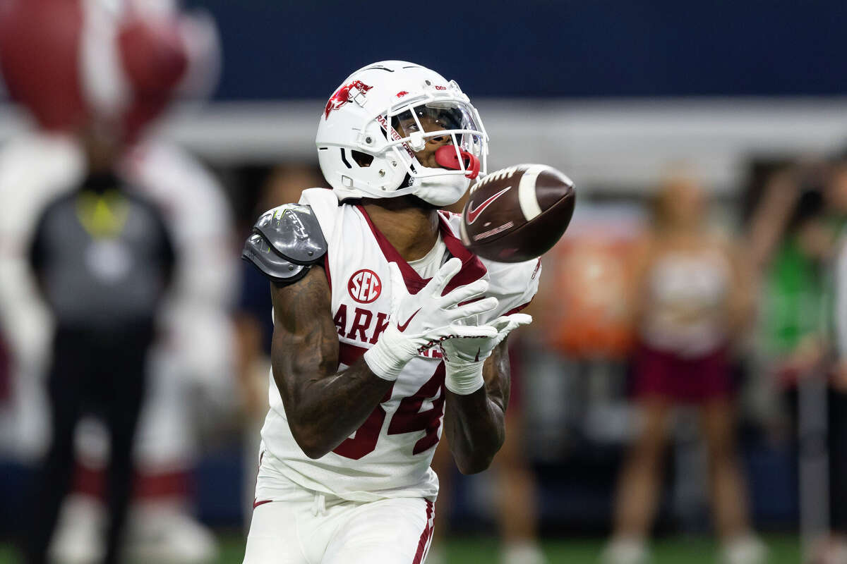 No. 23 Texas A&M Aggies upset No. 10 Arkansas Razorbacks