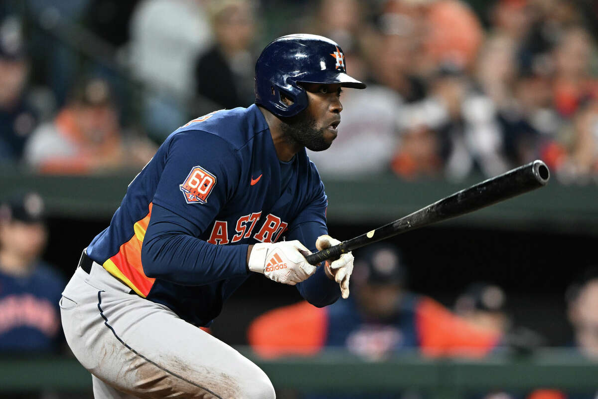 Houston Astros rally in 9th inning past Baltimore Orioles