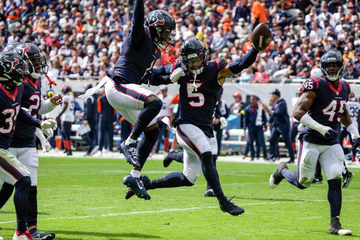 Houston Texans: Jalen Pitre Building Early Defensive Rookie Of The Year Case