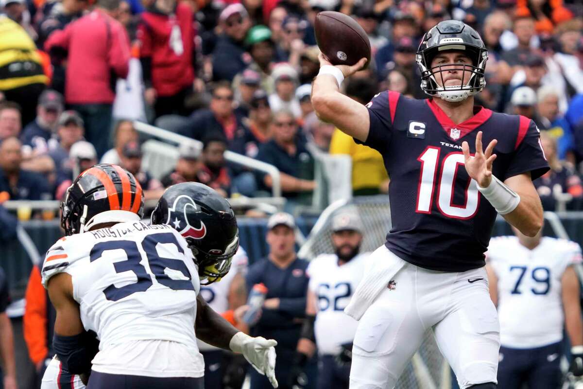 Davis Mills officially named Houston Texans' starting QB for Thursday's game