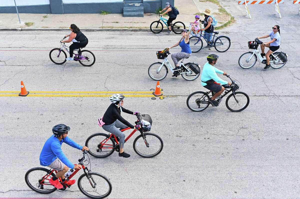 Síclovía has San Antonio playing in the streets for its 20th year