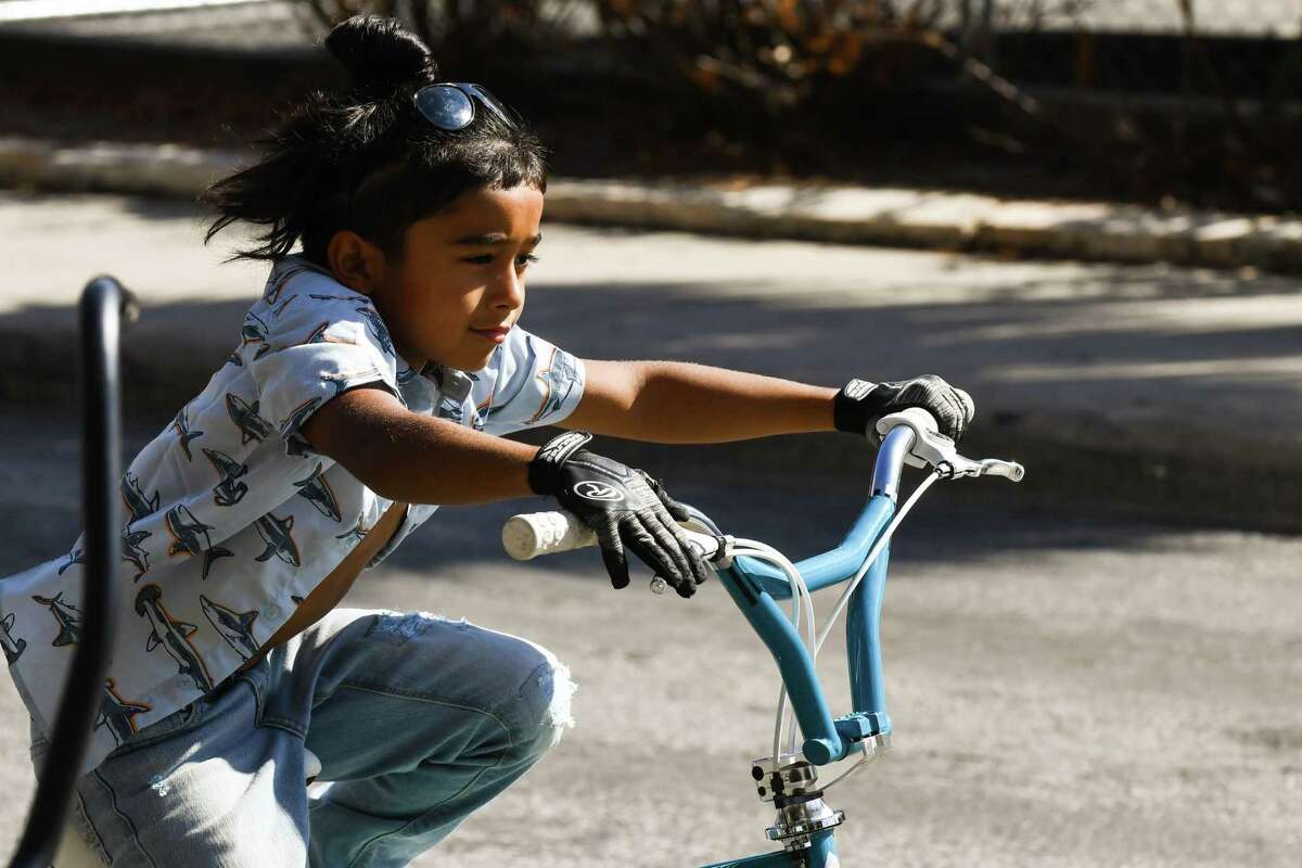 Síclovía has San Antonio playing in the streets for its 20th year