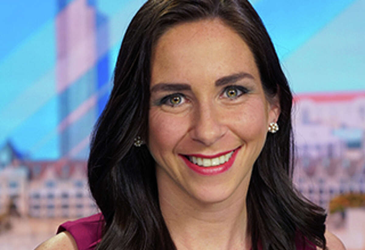 Lara Bryn is an anchor at reporter at CBS6 Albany.
