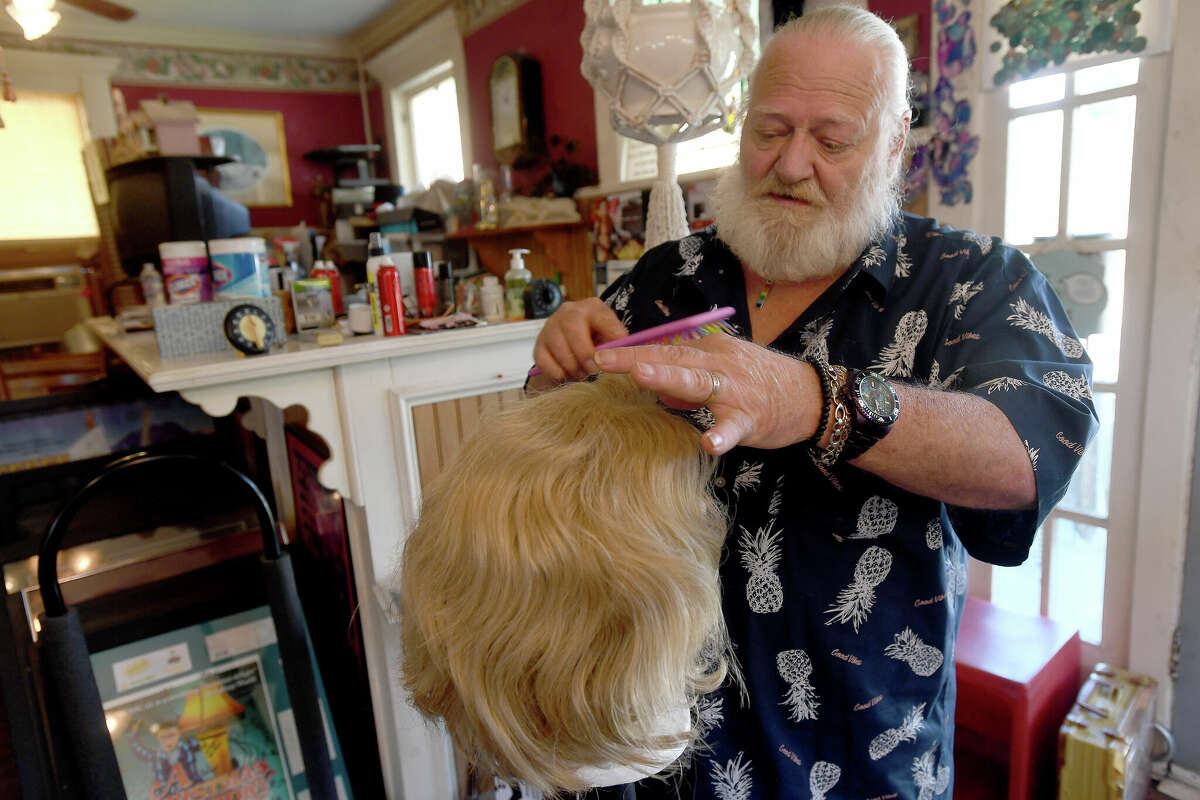 Beaumont stylist, prostate cancer survivor is key part of cancer