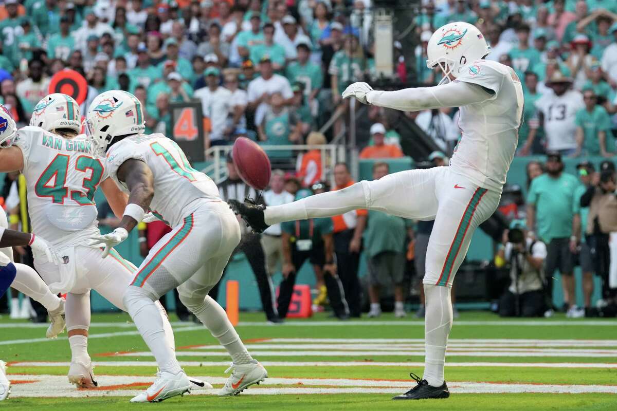 Story photo for Pearland grad Thomas Morstead is now in NFL infamy with viral butt punt.