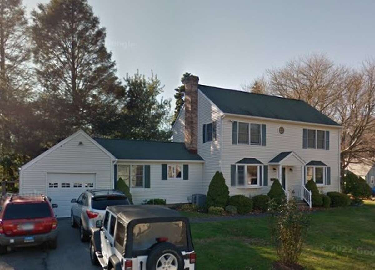 Property transfers in Trumbull