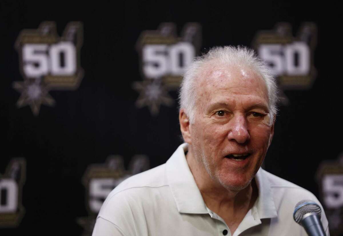 Spurs head coach Gregg Popovich fields questions from the media as the Spurs hold their 2022-23 Media Day at their practice facility on Monday, Sept. 26, 2022.