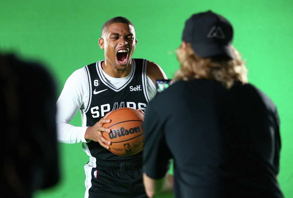 Spurs’ Keldon Johnson lets out a yell for a video as the team holds their 2022-23 Media Day at their practice facility on Monday, Sept. 26, 2022.