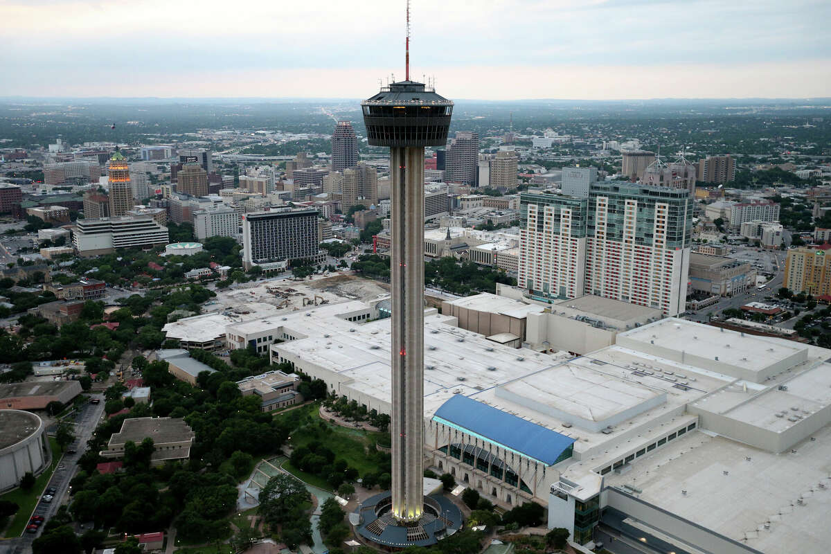 Aerial view of downtown and the Tower of the Americas in 2016. 