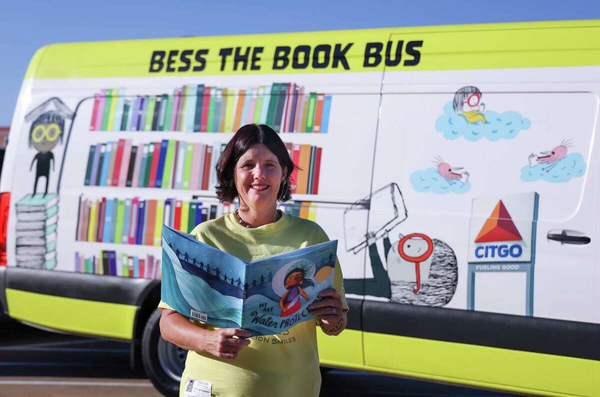 Jennifer Frances, Bess the Book Bus founder, stands outside the book bus. Bess the Book Bus, a nonprofit mobile literacy outreach program delivers its one millionth book to Alief ISD Kindergarten students. The event was held at Alief Taylor High School in Houston, TX on Tuesday, September 27, 2022
