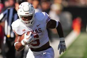 Texas’ Robinson carrying on after mistake
